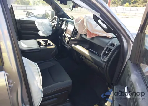 2025 Ram 1500 Tradesman 4X2 5'7 Box из США, поврежденный, VIN 1C6RREGG9SN735019